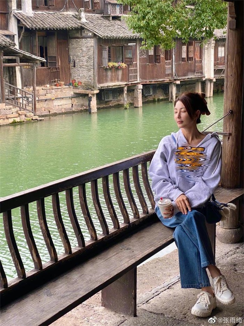 After thinking and thinking, Yu Yuanting paused manually, but he just wanted to find Ji Manzhen. It suddenly occurred to him that when he came back to the villa, Ji Manzhen took Xiao Yue Xiao Mei and Xiao Yan out and went to this array. Because of Jiang Cheng, they have never been out. Now that Jiang Cheng is nowhere to be found, the children can no longer help but beg Ji Manzhen to take them out to play.